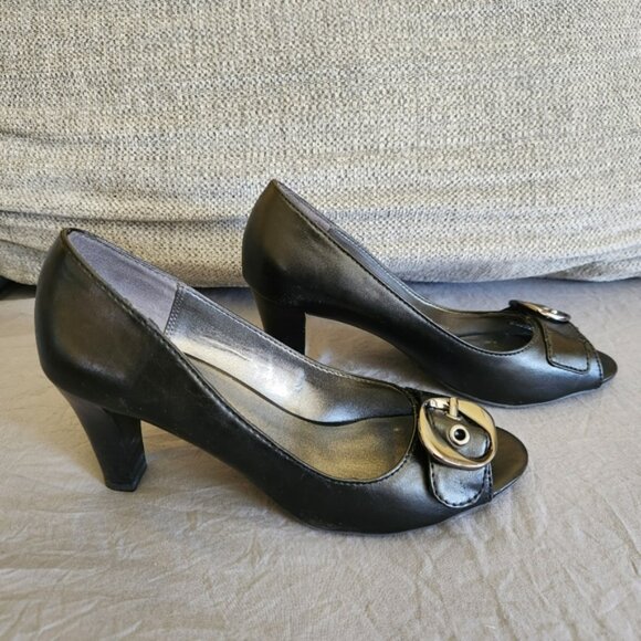 Nickels Black Peep Toe Heels US 8 New in Box - Picture 5 of 11